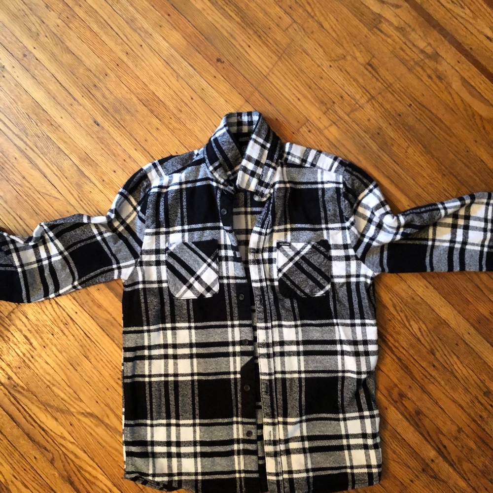 Volcom Mens classic fit buttons up